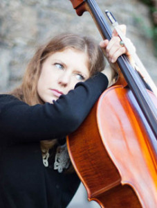 Vyvienne Long Composer, songwriter, cellist and pianist playing at Valentia Island Chamber Music Feastival